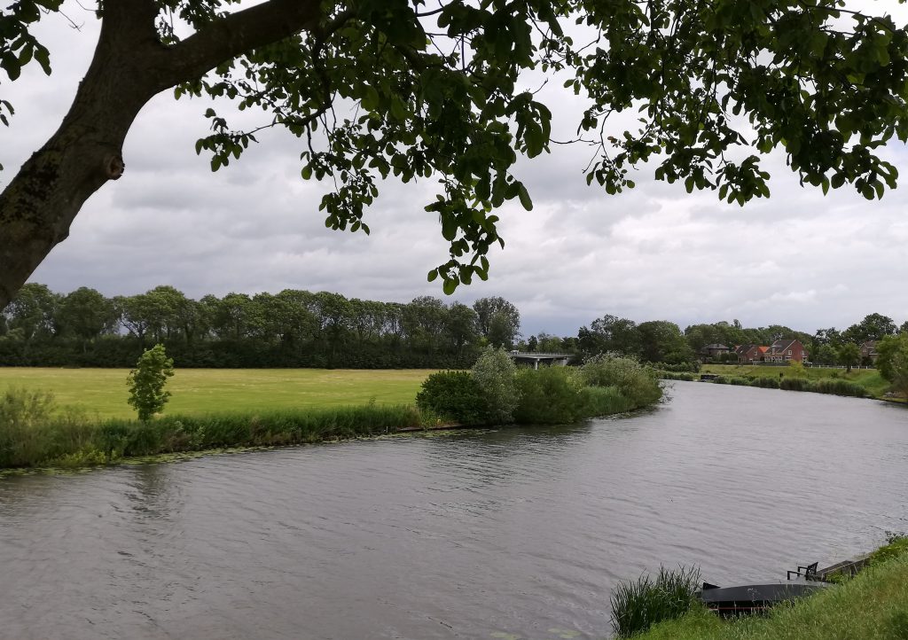 Auf dem Weg nach Leerdam, an der Linge entlang